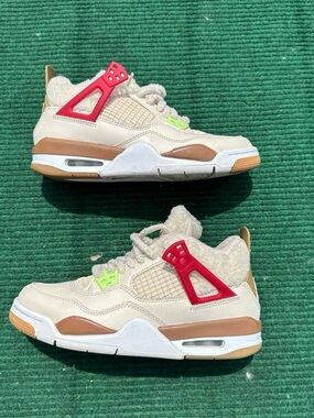 Air Jordan 4 Retro GS 'Wild Things' Size 5y Women’s Size 6.5